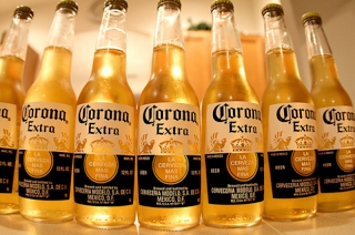 La cerveza mexicana Corona es la marca latinoamericana más valorada  | Foto:1.bp.blogspot.com/