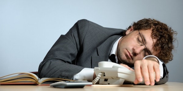 Diversos estudios han comprobado que pasar más horas en la oficina, no significa necesariamente mayor productividad. Foto:siliconnews.es