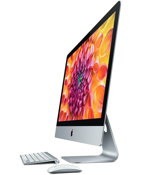 La compañía anunció un modelo de escritorio que utiliza en su display de 27 pulgadas la tecnología que ya había sido implementada en sus dispositivos móviles; también anunció una nueva Mac Mini. Foto:slidetomac.com